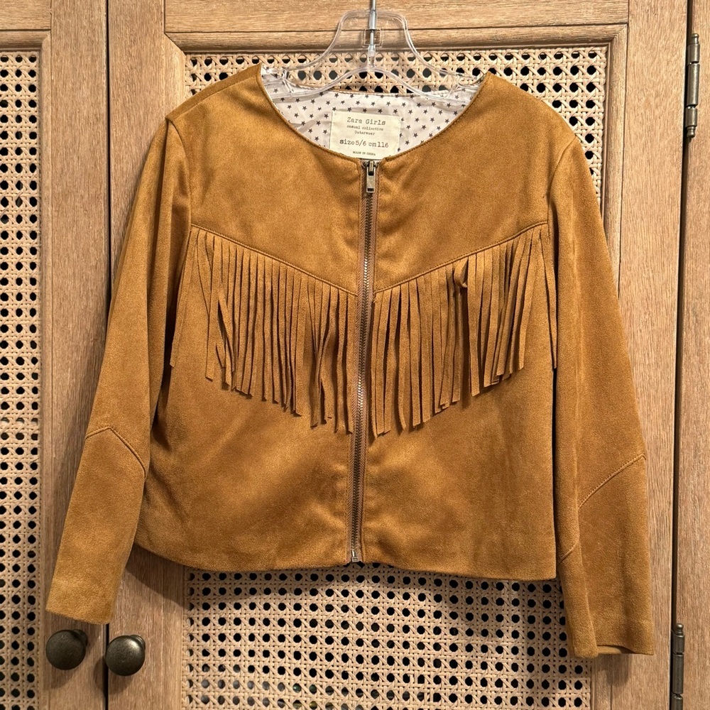 ZARA Girls Casual Collection Outerwear
Faux Suede Fringe Jacket Sz 5/6